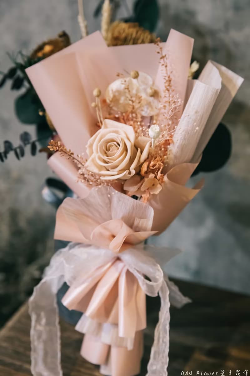 不凋花花束/單朵花束/永生花花束/生日花束/單朵玫瑰花/花束/玫瑰