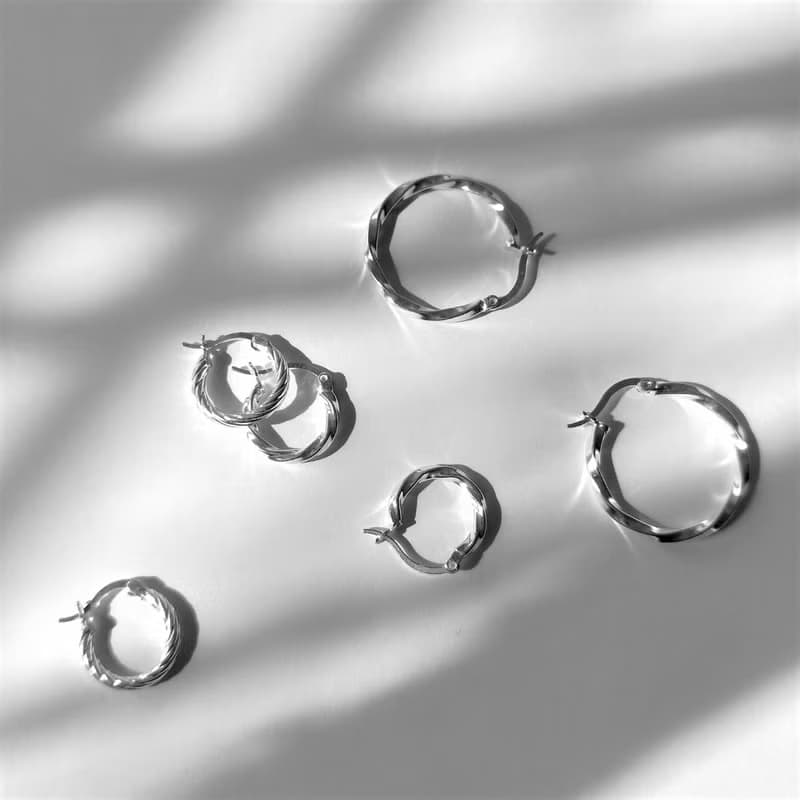 │簡約│扭轉圈圈 • 圈圈耳環 • 抗敏感 • 耳針 • 純銀耳環