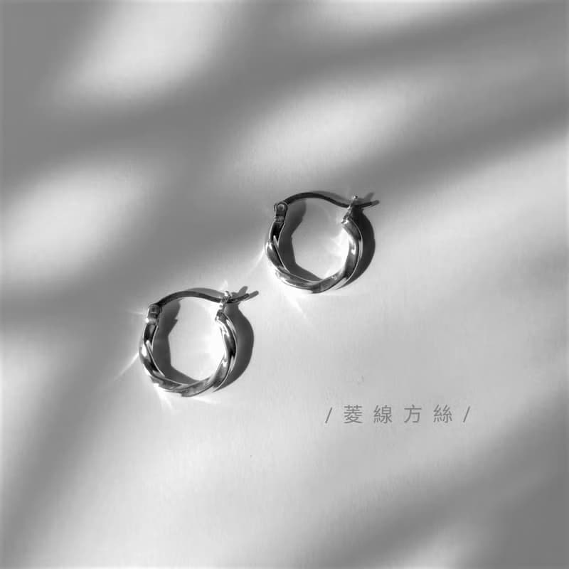 │簡約│扭轉圈圈 • 圈圈耳環 • 抗敏感 • 耳針 • 純銀耳環