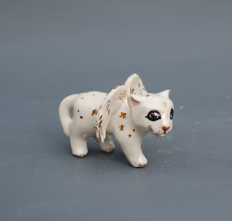 Kitten statuette Cat Angel Porcelain figurine Winged kitten Small figurine