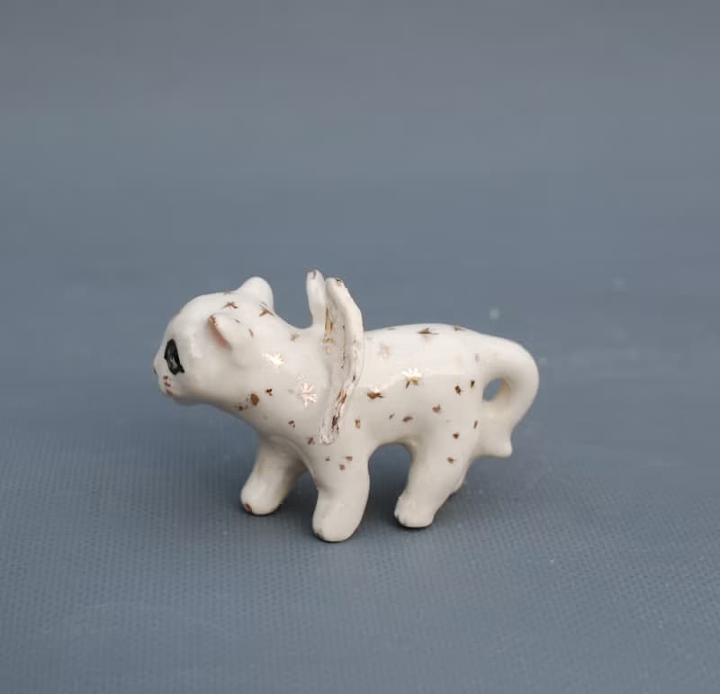 Kitten statuette Cat Angel Porcelain figurine Winged kitten Small figurine