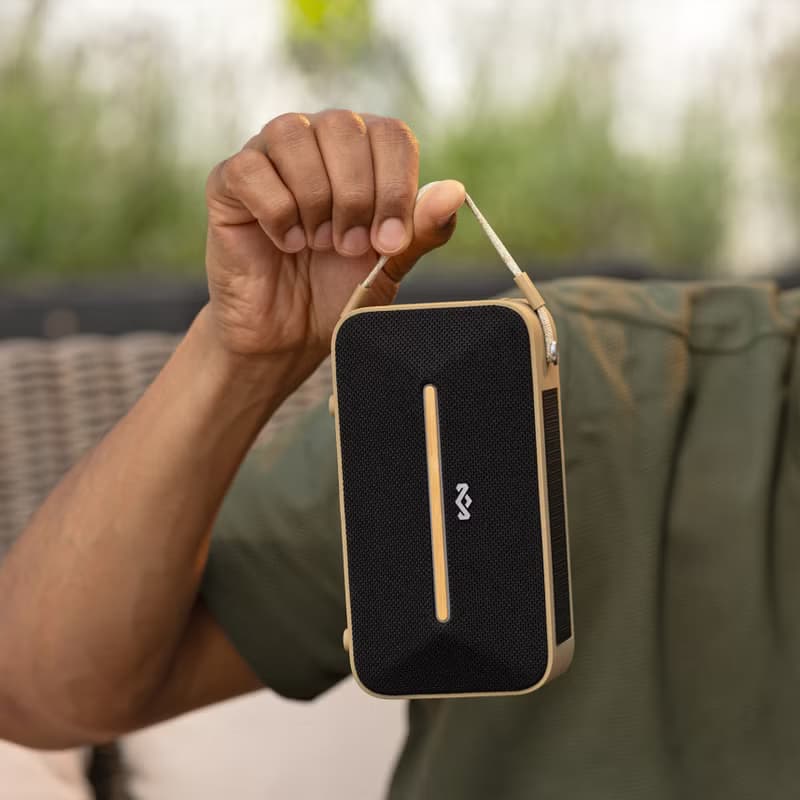 Marley Rise Up Solar 太陽能攜帶型防水藍牙喇叭 經典黑