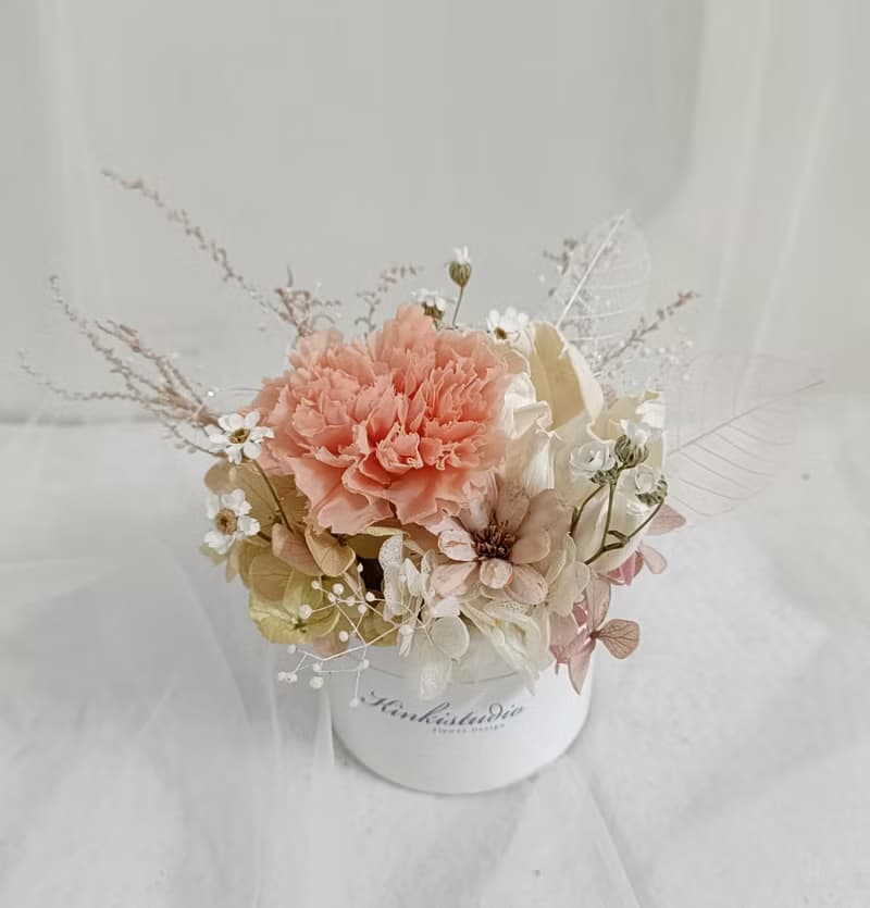 永生康乃馨盆花|生日求婚結婚捧花永生乾燥花畢業謝師禮物畢業禮