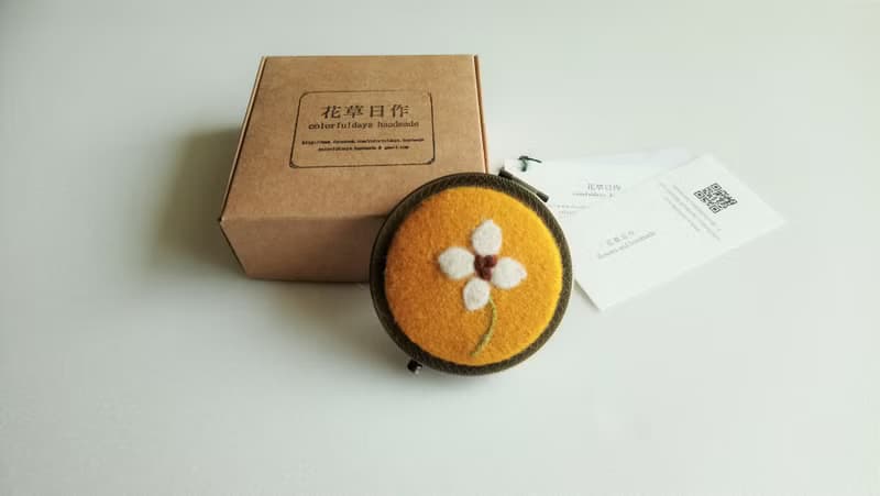 山間白花羊毛隨身鏡