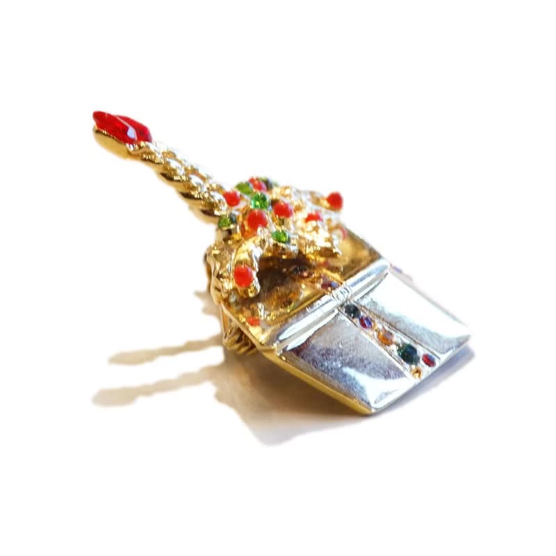 Christmas gift box rhinestone brooch