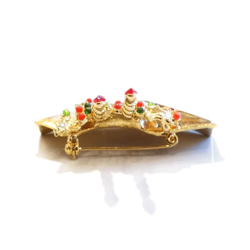Christmas gift box rhinestone brooch