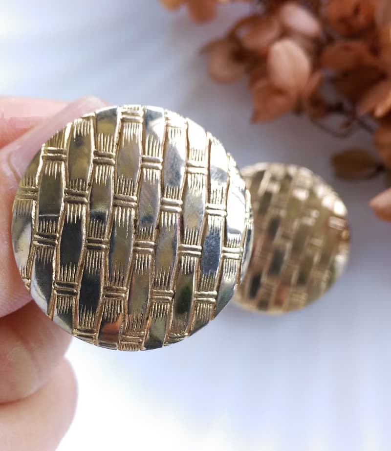 Vintage Jewelry 西洋古董飾品 牆紋 大圓 夾式耳環