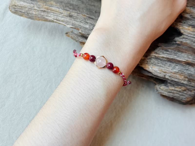 相隨 / 粉晶 編繩 手鍊