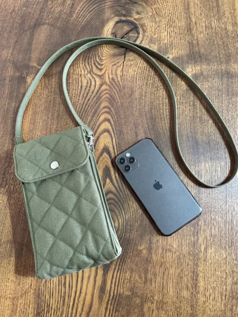 倉敷帆布　キルティング　スマホポシェット　ミニ　ショルダーバッグ　スマホショルダー  カーキ