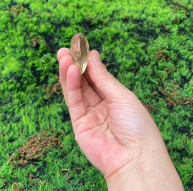 能量擺飾-天然冰透淺茶晶愛心 能量 療癒 招財 淨化 快速出貨
