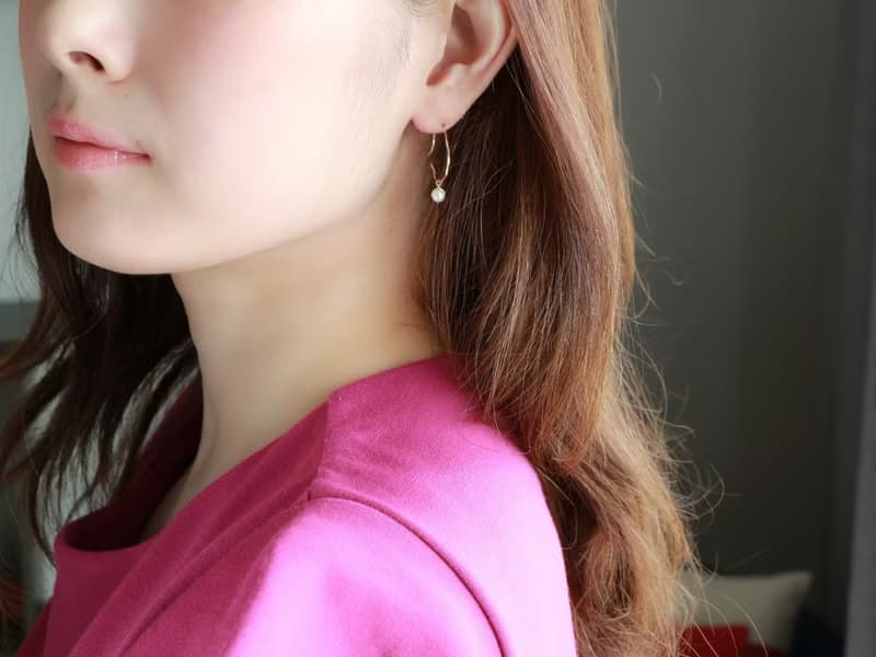 14kgf- Ovo pearl minimalist pierced earrings