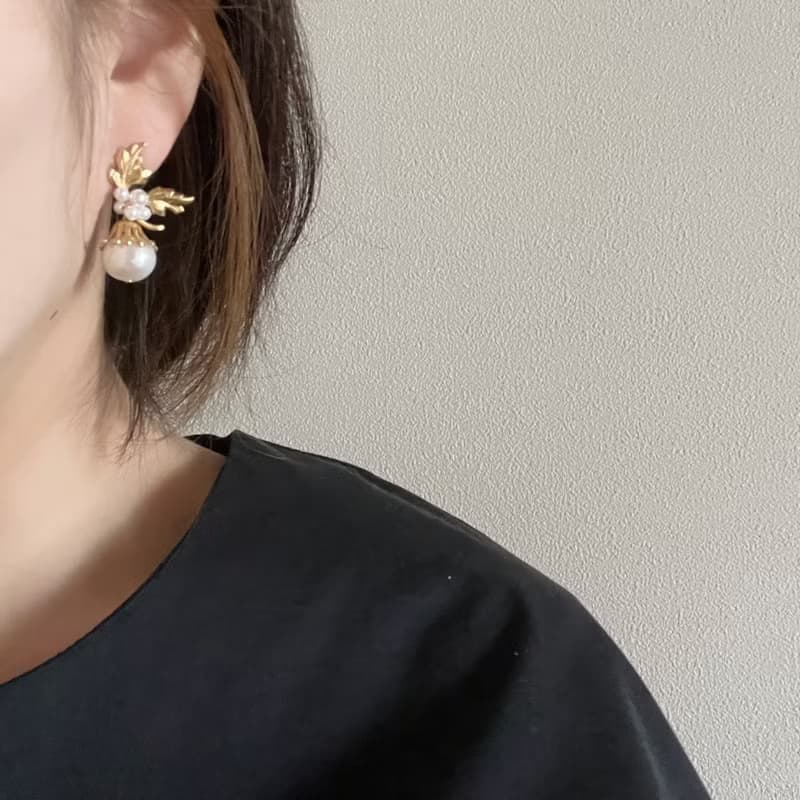 大粒パール リーフピアス(イヤリング)