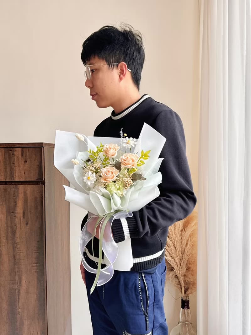 晨曦花語 永生花束 情人節花束 畢業花束
