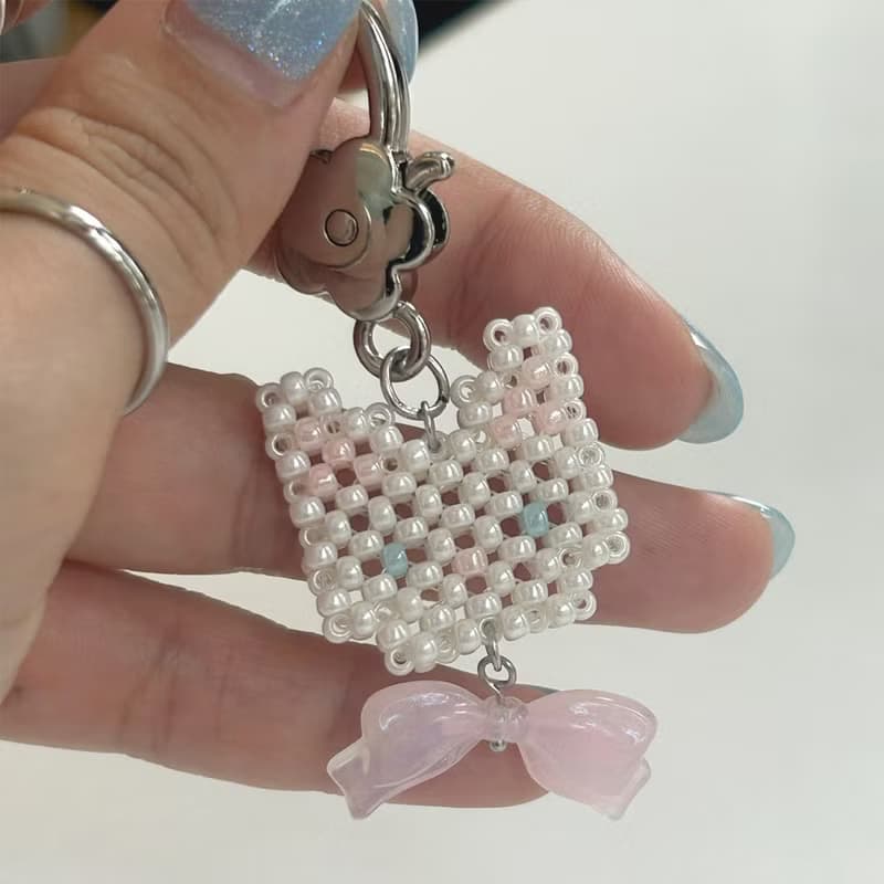 Ribbon Kitty Cat Beads Keyring - Pearl White