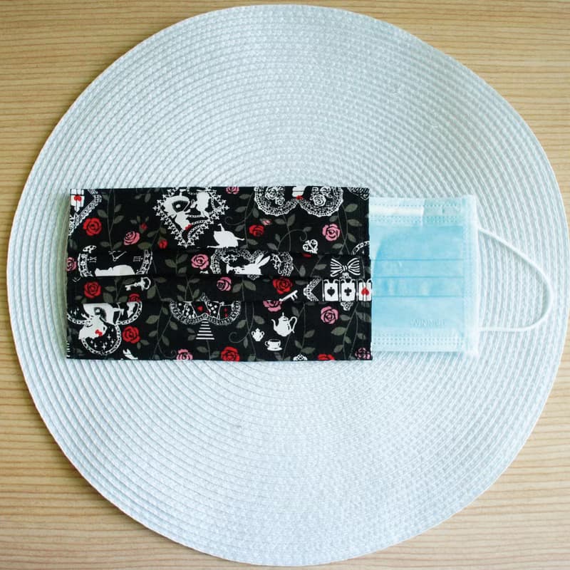 Lovely日本棉布【玫瑰愛麗絲口罩套、黑】大人版紙口罩使用