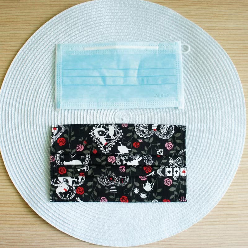 Lovely日本棉布【玫瑰愛麗絲口罩套、黑】大人版紙口罩使用