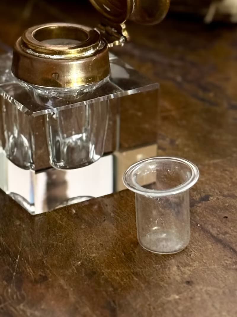 50482-經典法國古董水晶墨水瓶 黃銅蓋 附原始內膽