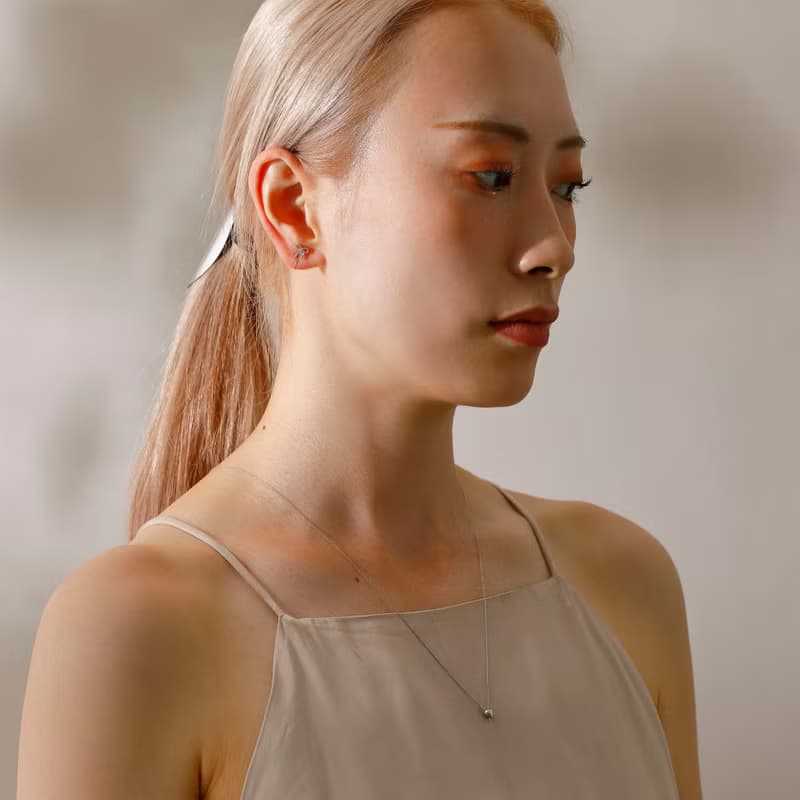 petit ribbon loop-fit earring SV　ループフィットイヤリング　ミニリボン 　シルバー