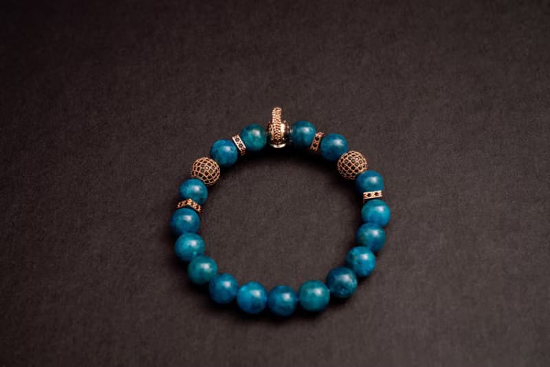 (天然石水晶手鍊)(勇士)藍磷灰石x鋯石x黃銅手