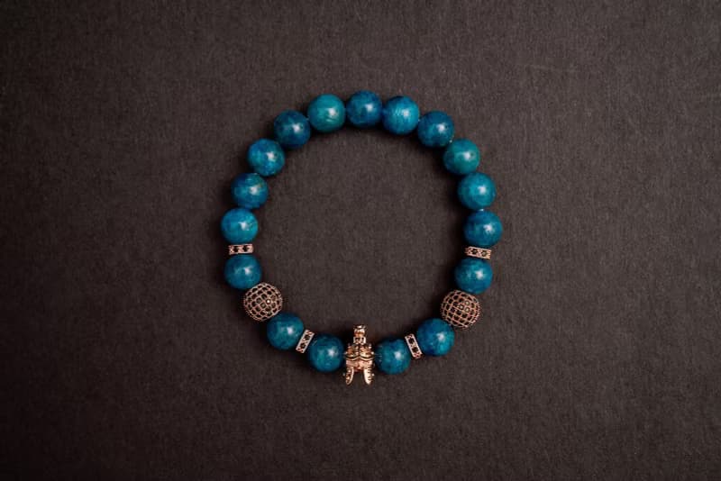 (天然石水晶手鍊)(勇士)藍磷灰石x鋯石x黃銅手