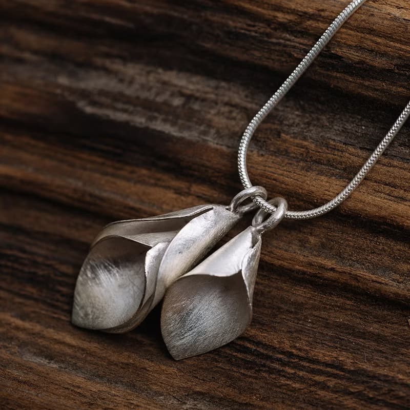 Two hanging Calla lily flowers handmade silver pendant necklace (N0120)