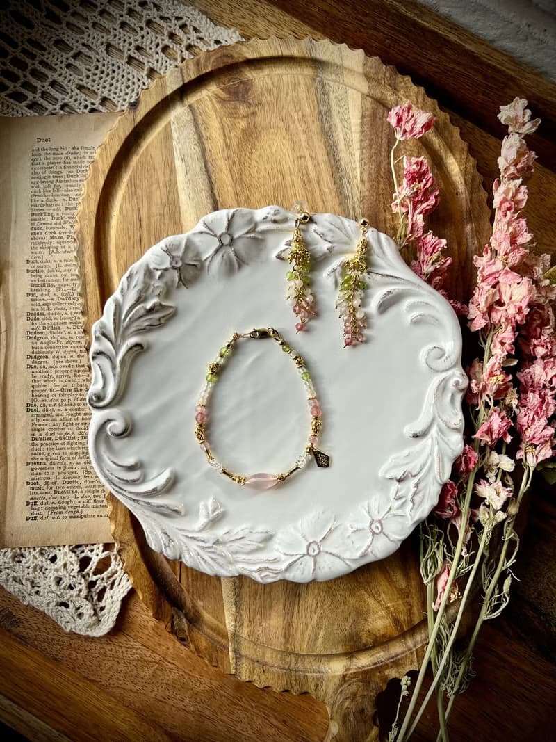 -花系列飛燕草/手鍊/耳環-天然水晶手鏈/黃銅手鍊