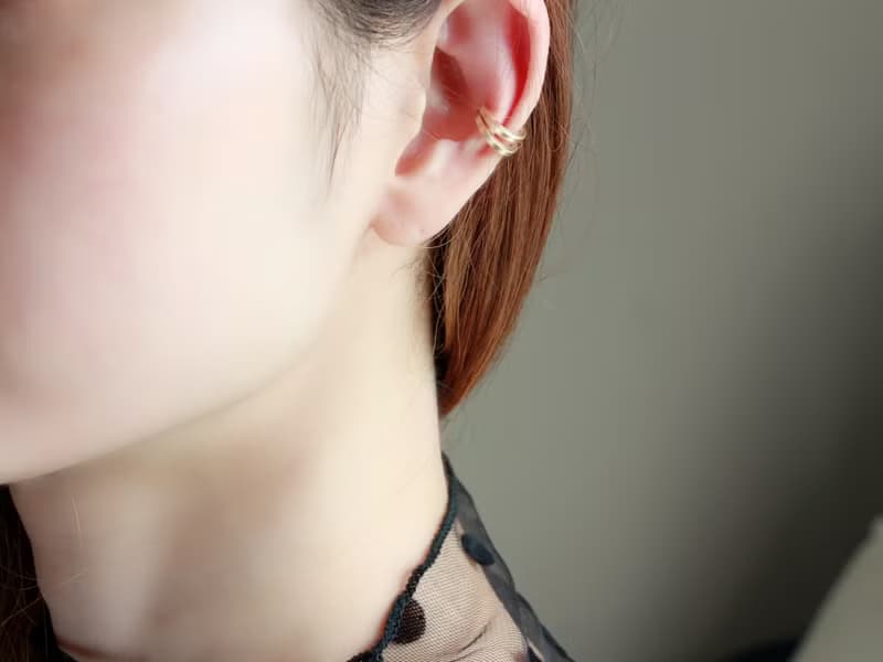 14kgf- square cut ear cuff (small size)