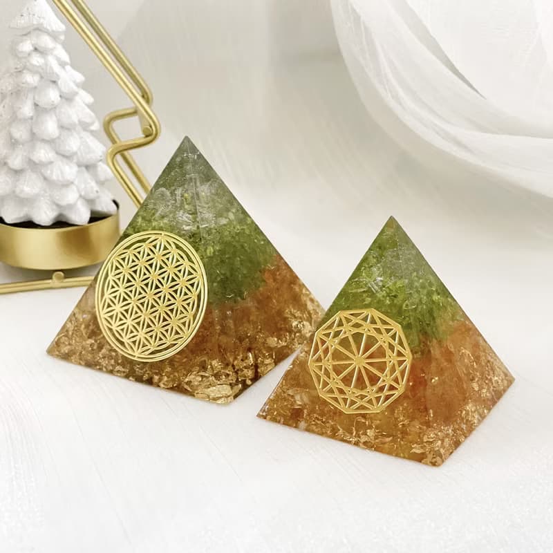 【白水晶+橄欖石+黃水晶】奧根能量塔Orgonite (6cm/5cm)
