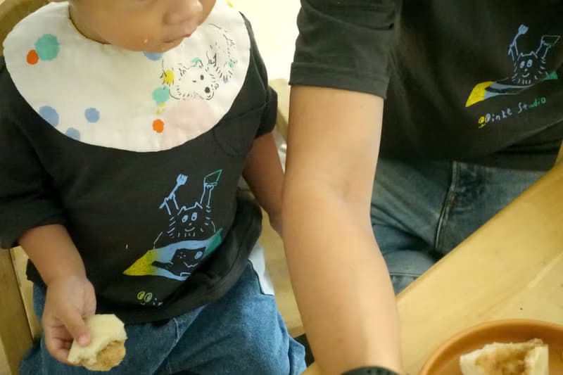 BABY 灰黑秋日七分袖純棉印花小口袋上衣 山 / 印花的波 / 藍莓阿