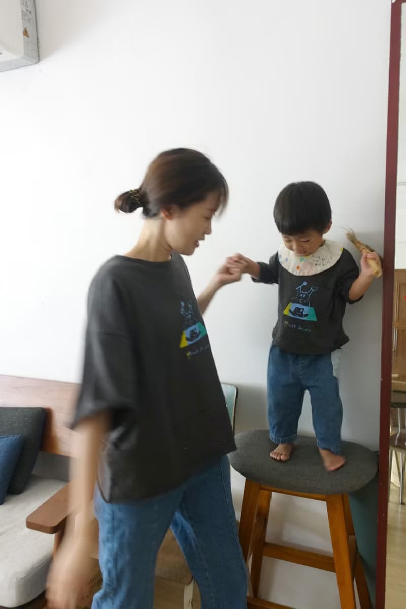 BABY 灰黑秋日七分袖純棉印花小口袋上衣 山 / 印花的波 / 藍莓阿