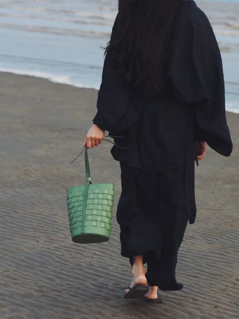 JOYDIVISION编织真皮手工水桶包设计单肩斜挎女士女士复古简约包