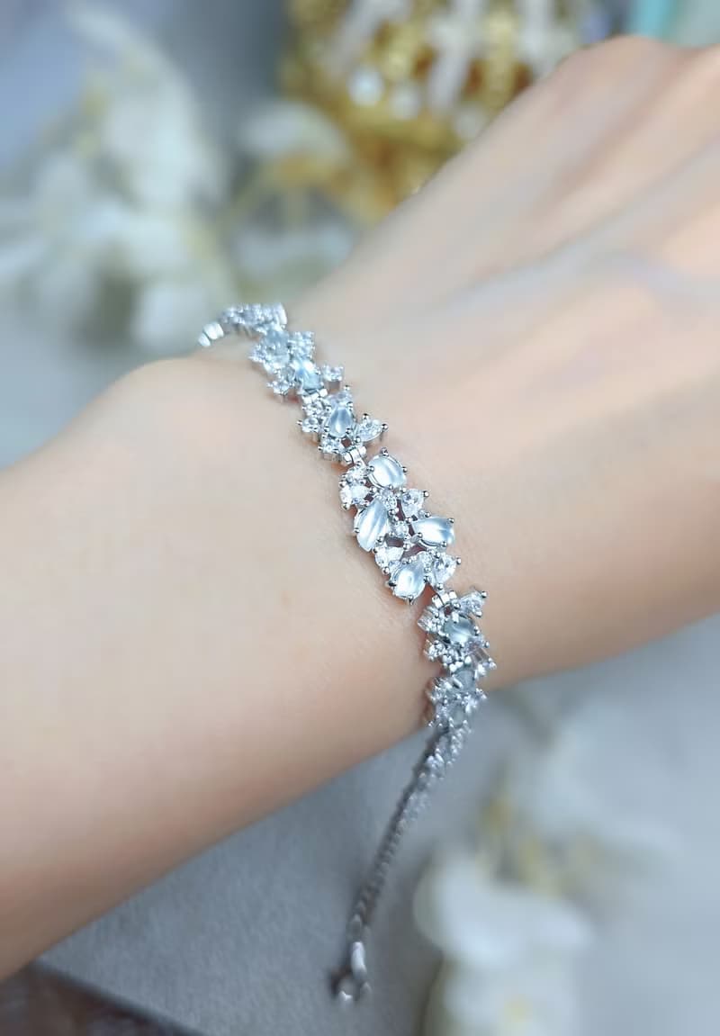 財富自由小燈泡|剛味白翡隨形|緬甸A貨翡翠純銀訂製款手鏈