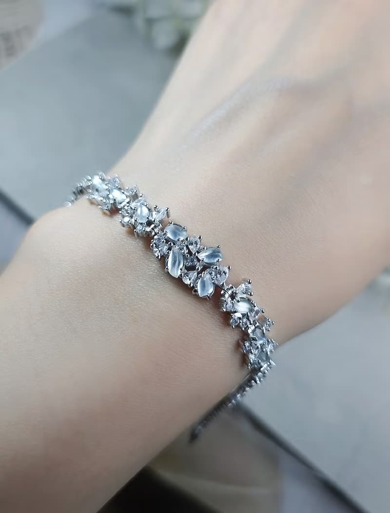 財富自由小燈泡|剛味白翡隨形|緬甸A貨翡翠純銀訂製款手鏈