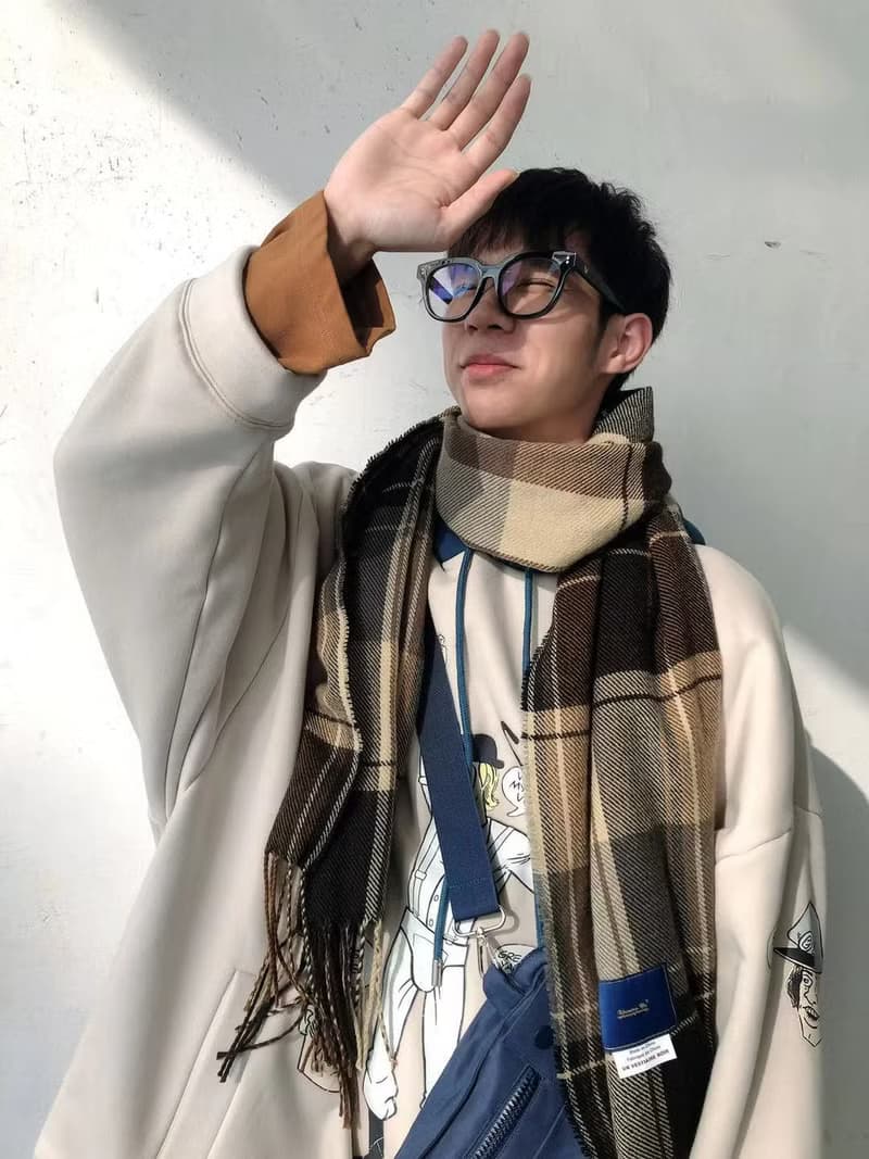 Unvesno保暖卡其色格子圍脖 英倫純棉圍巾 情侶款 AC-28