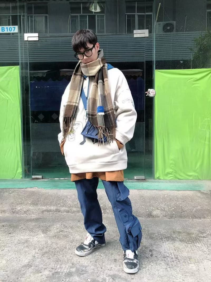 Unvesno保暖卡其色格子圍脖 英倫純棉圍巾 情侶款 AC-28