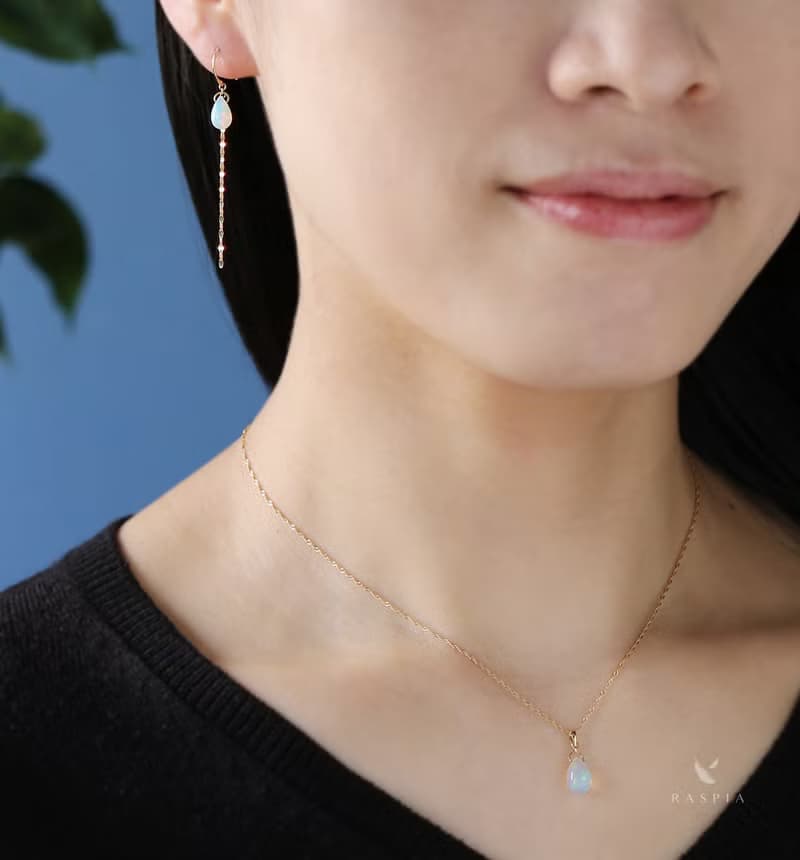 *数量限定* 10月誕生石 K18 大粒プレシャスオパール チェーンフックピアス~ESPOIR NOBLE~
