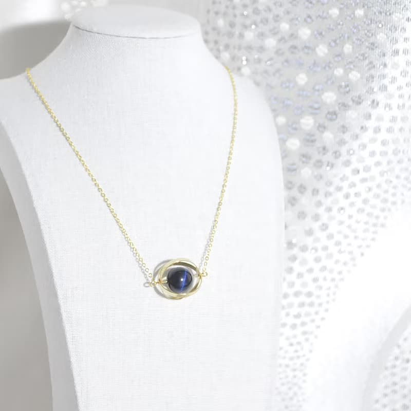 勇氣星球。宇宙。金環。藍虎眼。項鍊 Valor Planet。Galaxy。Golden Ring。Hawk-eye 。Necklace。生日禮物。閨蜜禮物。姐妹禮物