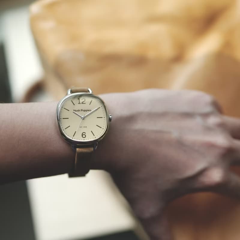 快速出貨 || Hush Puppies 恆久不渝時光皮革女錶(HP3849)-象牙