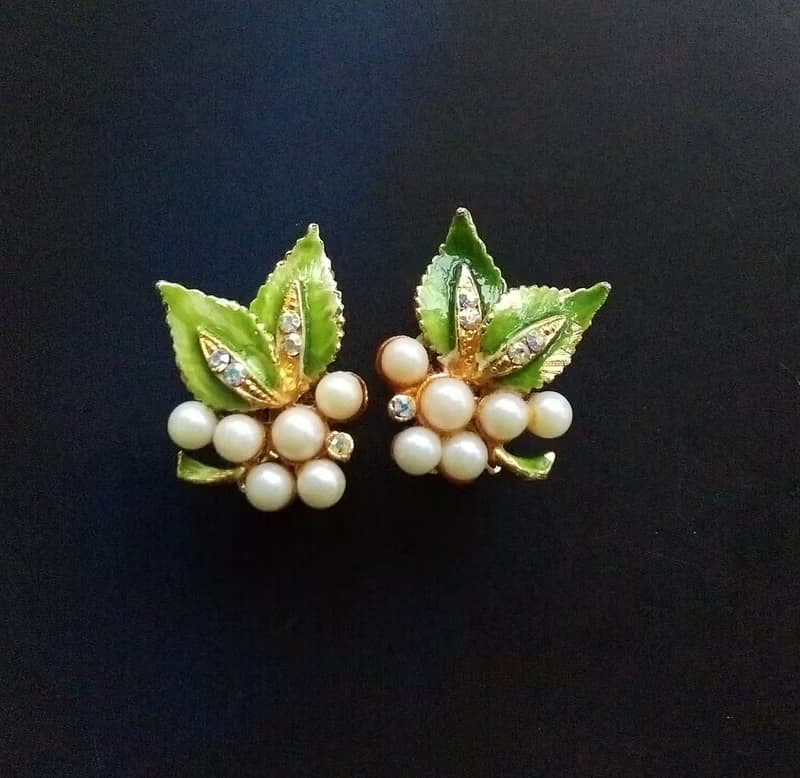 【西洋古董飾品 】仿珠 優雅 珠葉 對稱 夾式耳環