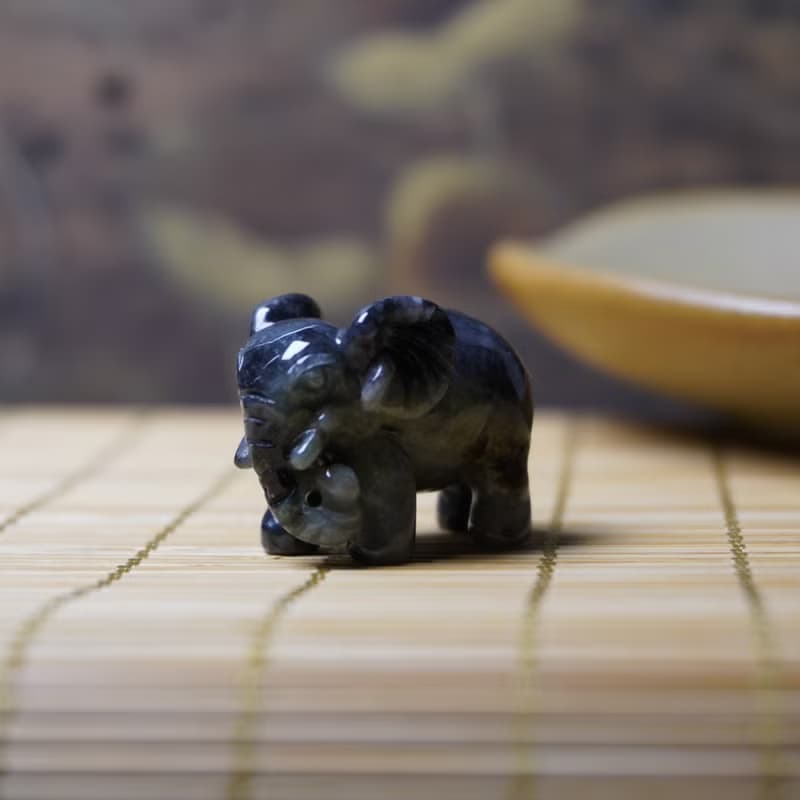 【吉象如意】烏雞翡翠大象擺飾 | 天然緬甸玉A貨翡翠 | 送禮