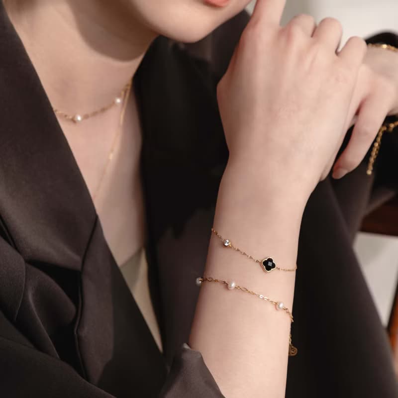 永生花。花型黑瑪瑙單鑽手鍊