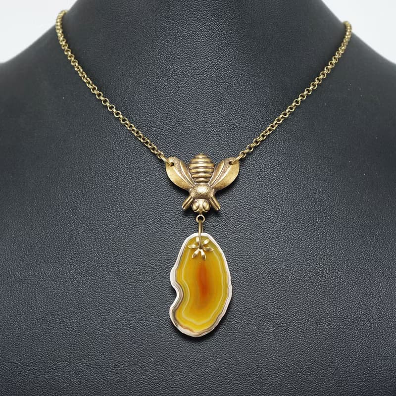 Honey Yellow Agate Slab Slice Brass Bee Boho Pendant Necklace Woman Jewelry Gift