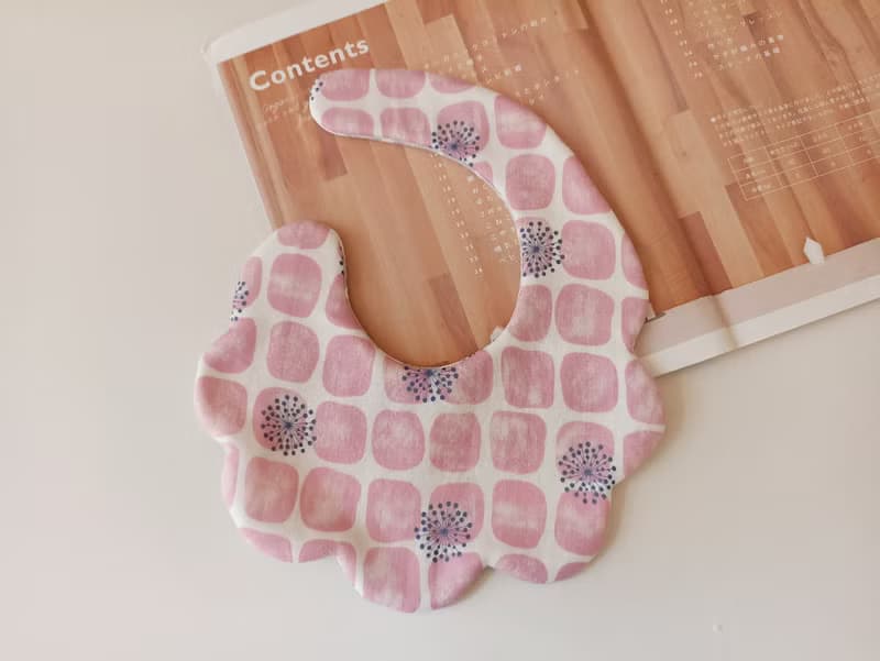 【11/14後出貨】澎澎兜  側扣圍兜 彌月禮物 圍兜 嬰兒圍兜  口