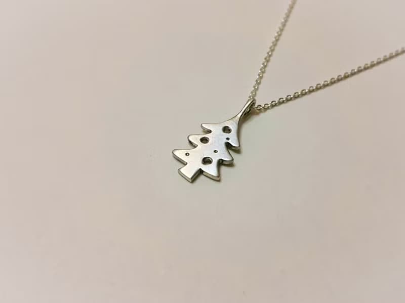 [聖誕節] 聖誕樹 純銀項鍊 手作 / 鎖骨鍊 / 禮物 / 紀念日／情人節