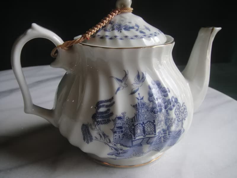 【老時光 OLD-TIME】早期二手1989年日本手工描金瓷壺