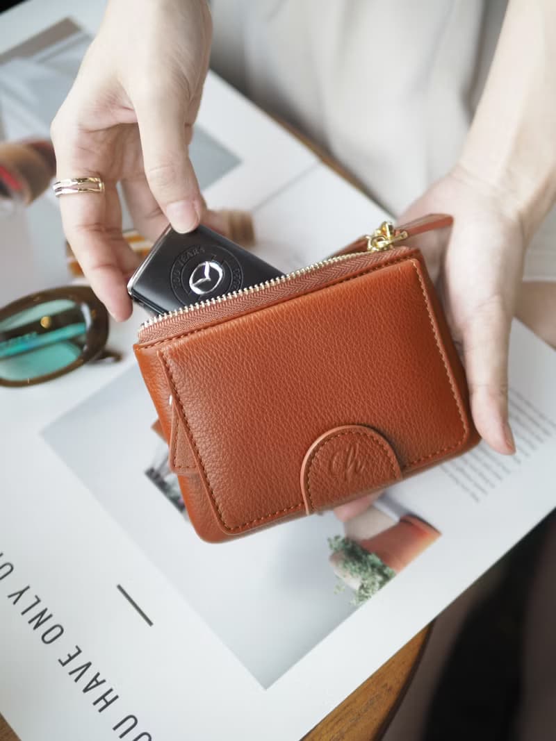 Mary (Caramel) : Mini wallet, short wallet, cow leather, Brown-Orange, Zip pouch