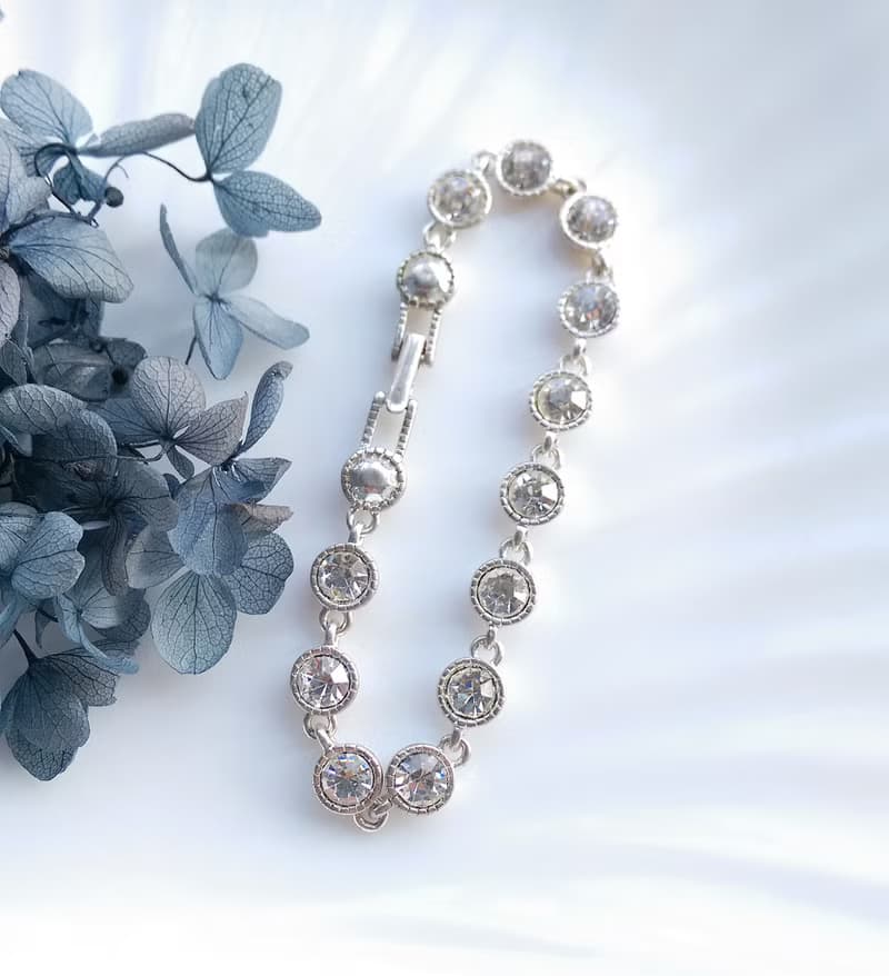 【西洋古董飾品 】AVON 銀色調 圓鑽 都會氣質 手鍊