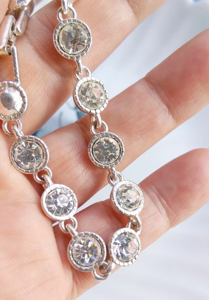 【西洋古董飾品 】AVON 銀色調 圓鑽 都會氣質 手鍊