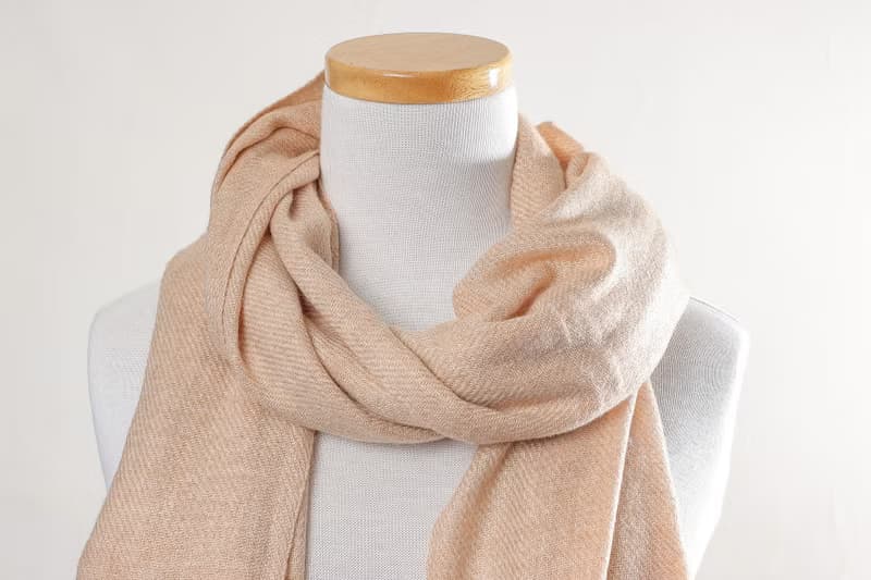 【經典喀什米爾羊毛圍巾】原色 香檳奶茶色 輕薄舒適 男女適用