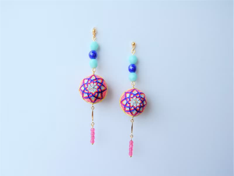 tachibanaya 日本的傳統工藝 手鞠球 刺繡 耳環 台灣 藍 粉色